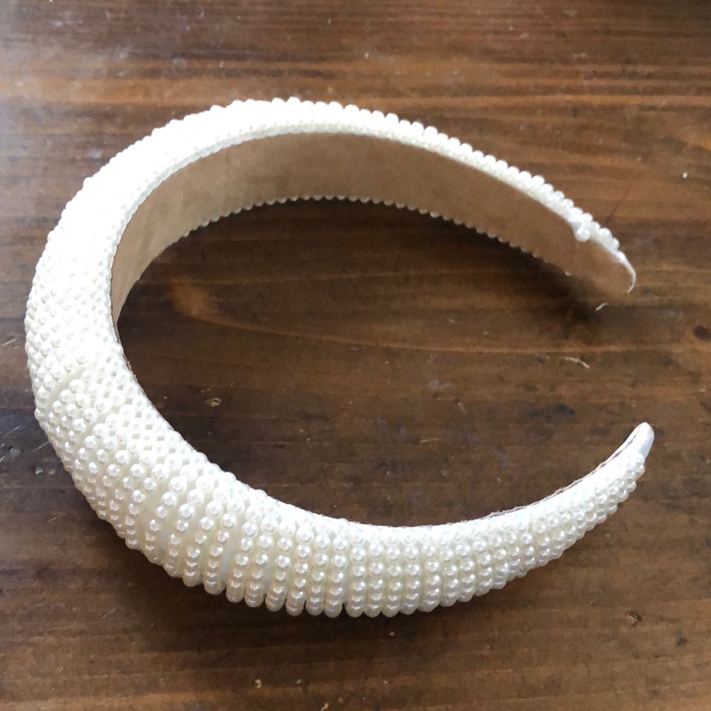 Beaded pearl headband